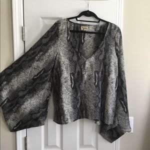 Show Me Your MuMu top size Large